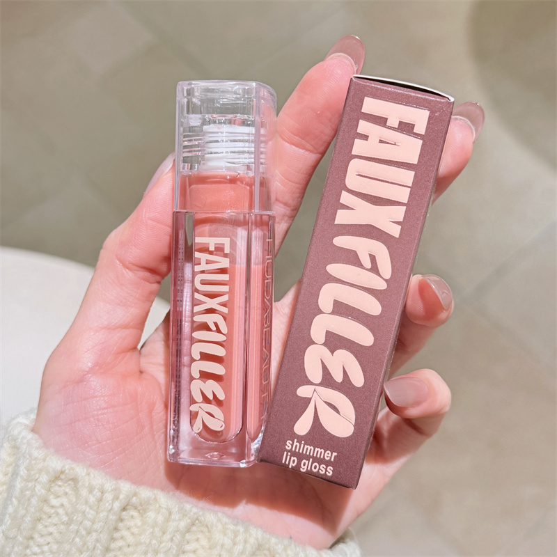 ลิปกลอสหลากสีสัน ให้ความชุ่มชื - Huda Beauty Makeup Bag บทวิจารณ์และราคา